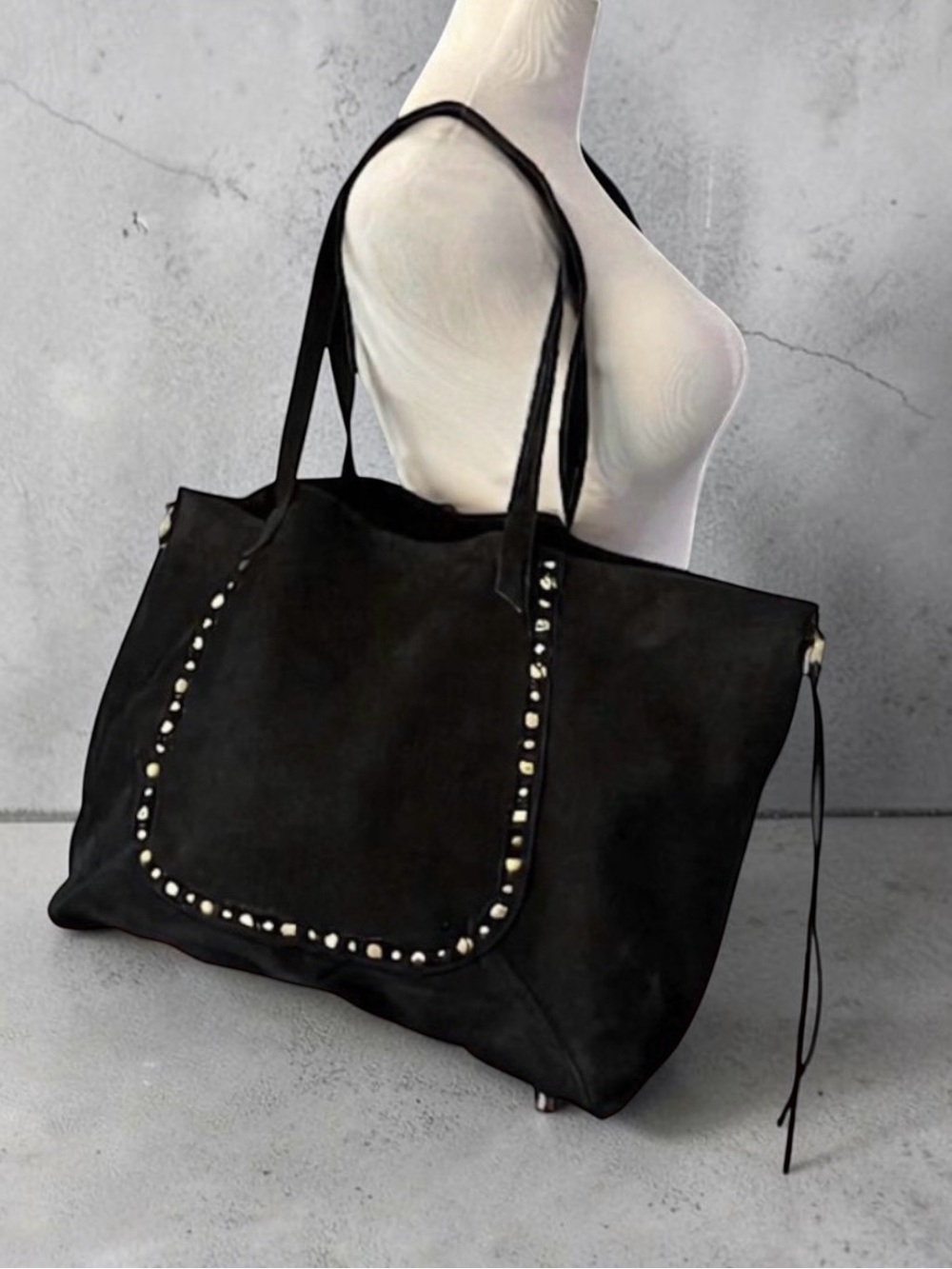 Hobo International Journey Black Nubuck X-Large Tote Bag Gold Nailheads
